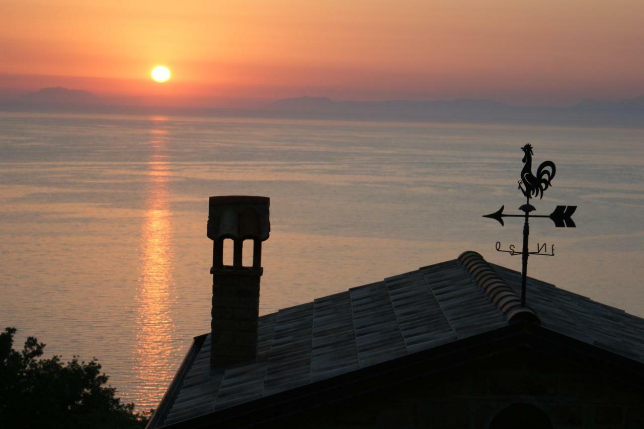 Bellezza In Cilento Panoramic Apts Castellabate Εξωτερικό φωτογραφία